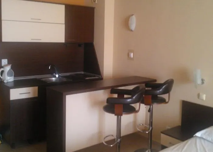 Carina Hotel apartamentowy Słoneczny Brzeg