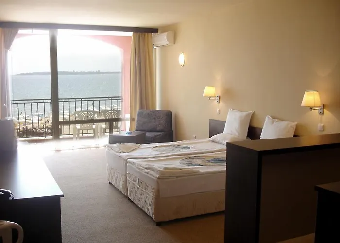 Hotel apartamentowy Carina Słoneczny Brzeg