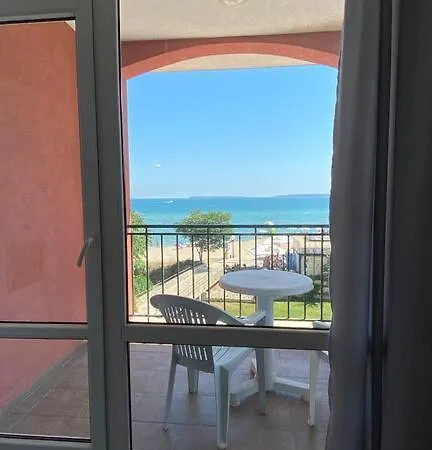 Апартхотел Carina