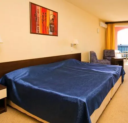 Apartahotel Carina Sunny Beach