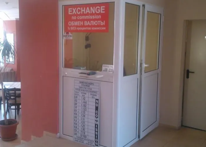 Carina アパートホテル 3*